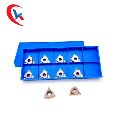 Comprobación de bronce GBA43R100 que cubre tres filos que cortan y que ranuran el carburo de la herramienta que acanala los partes movibles