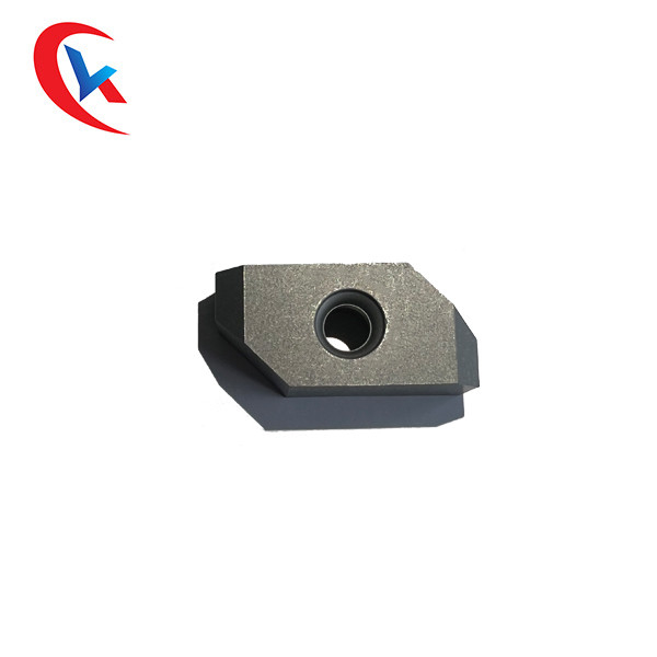 La herramienta de corte de acero del carburo de tungsteno del CNC del espacio en blanco inserta color negro